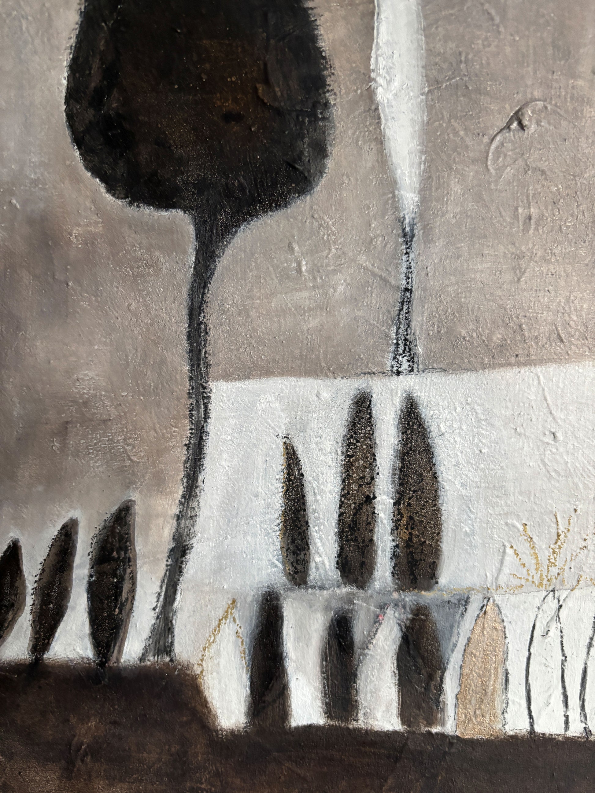 Ruhiges abstraktes Gemälde einer südlichen Landschaft mit Häusern, Bäumen und goldenem Licht.