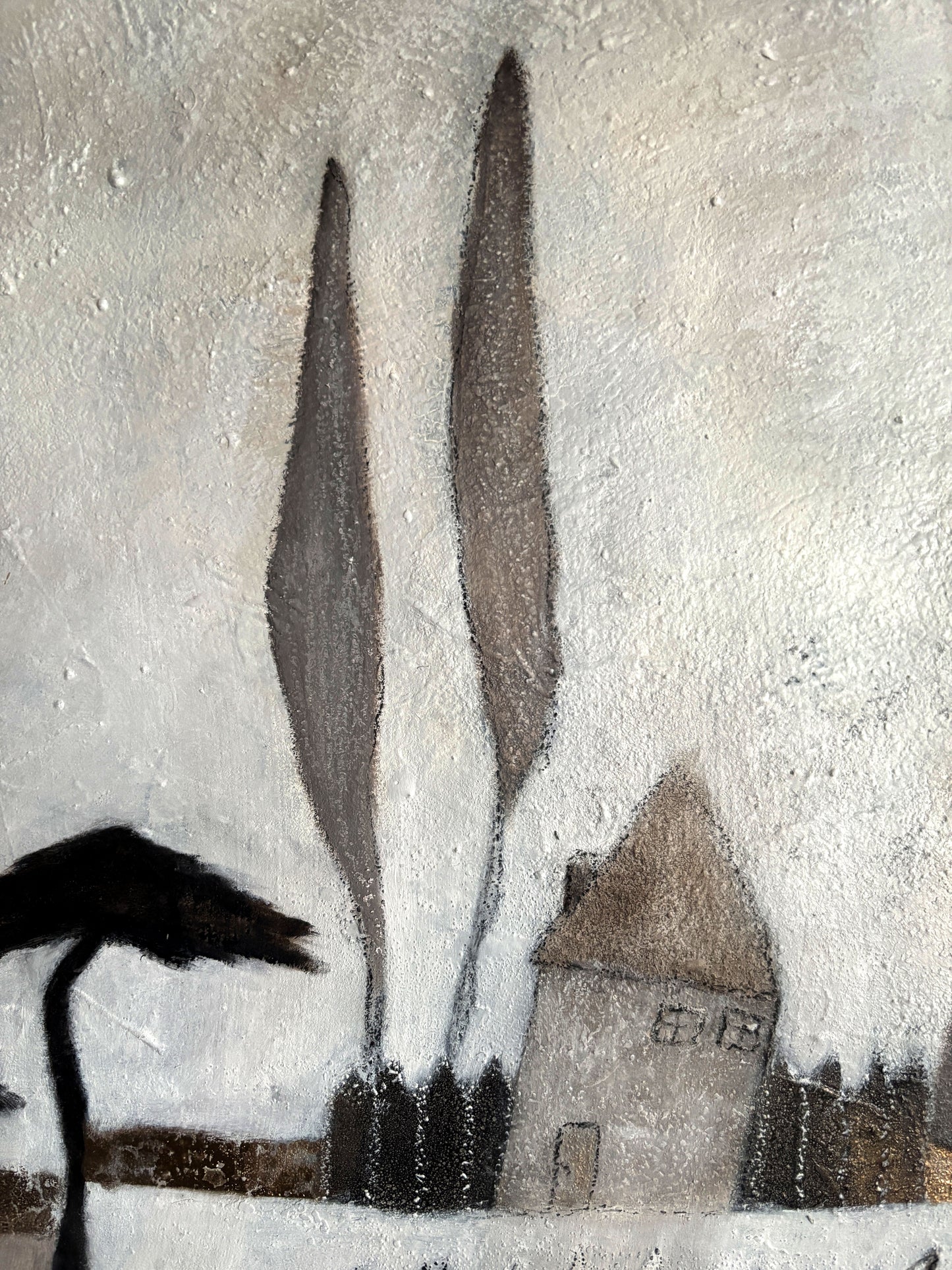 Reduzierte Landschaftskomposition in Erdtönen mit Zypressenmotiven und goldenen Details.