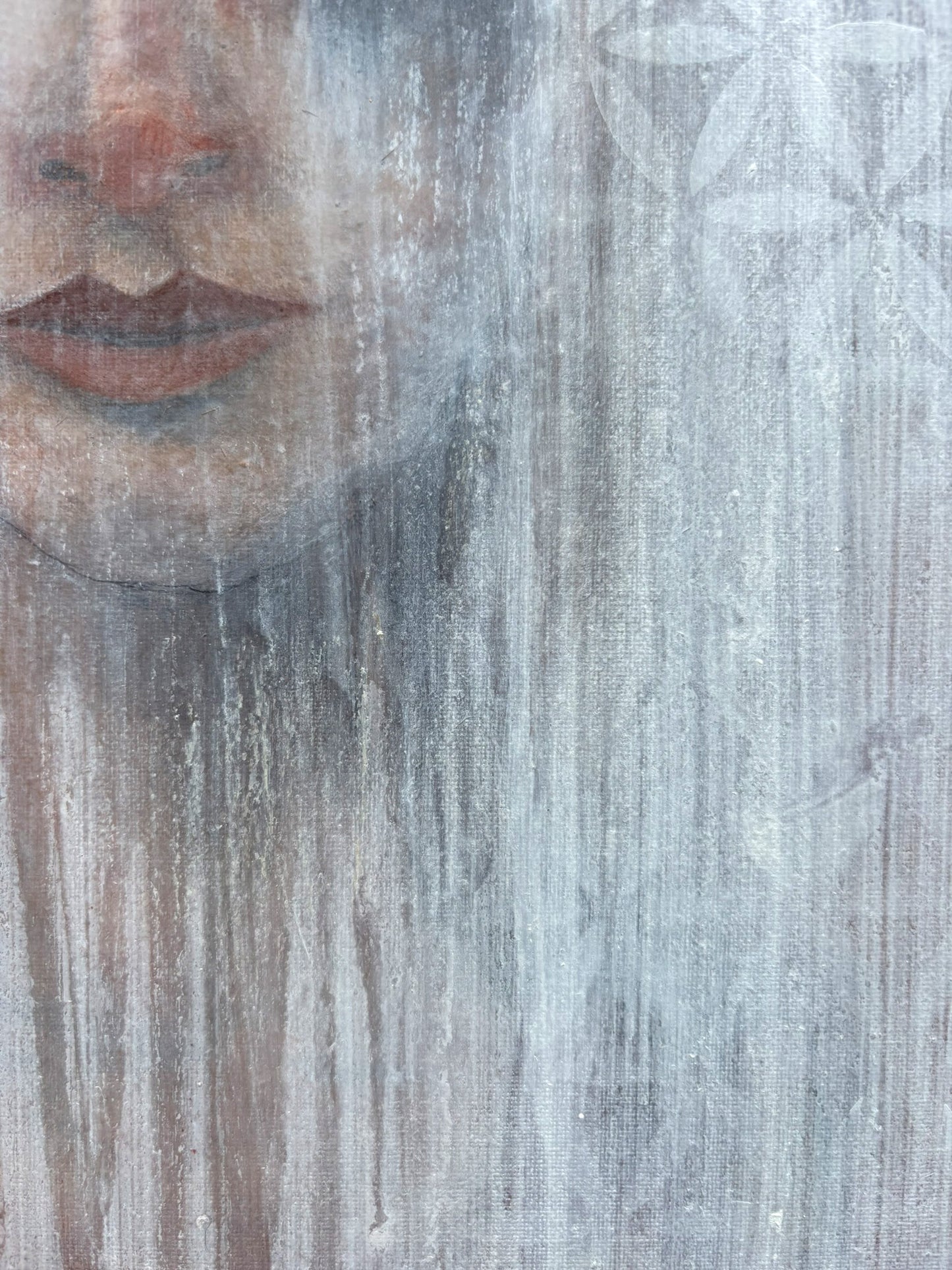 Modernes Porträt mit weichen Konturen und ruhiger, meditativer Ausstrahlung