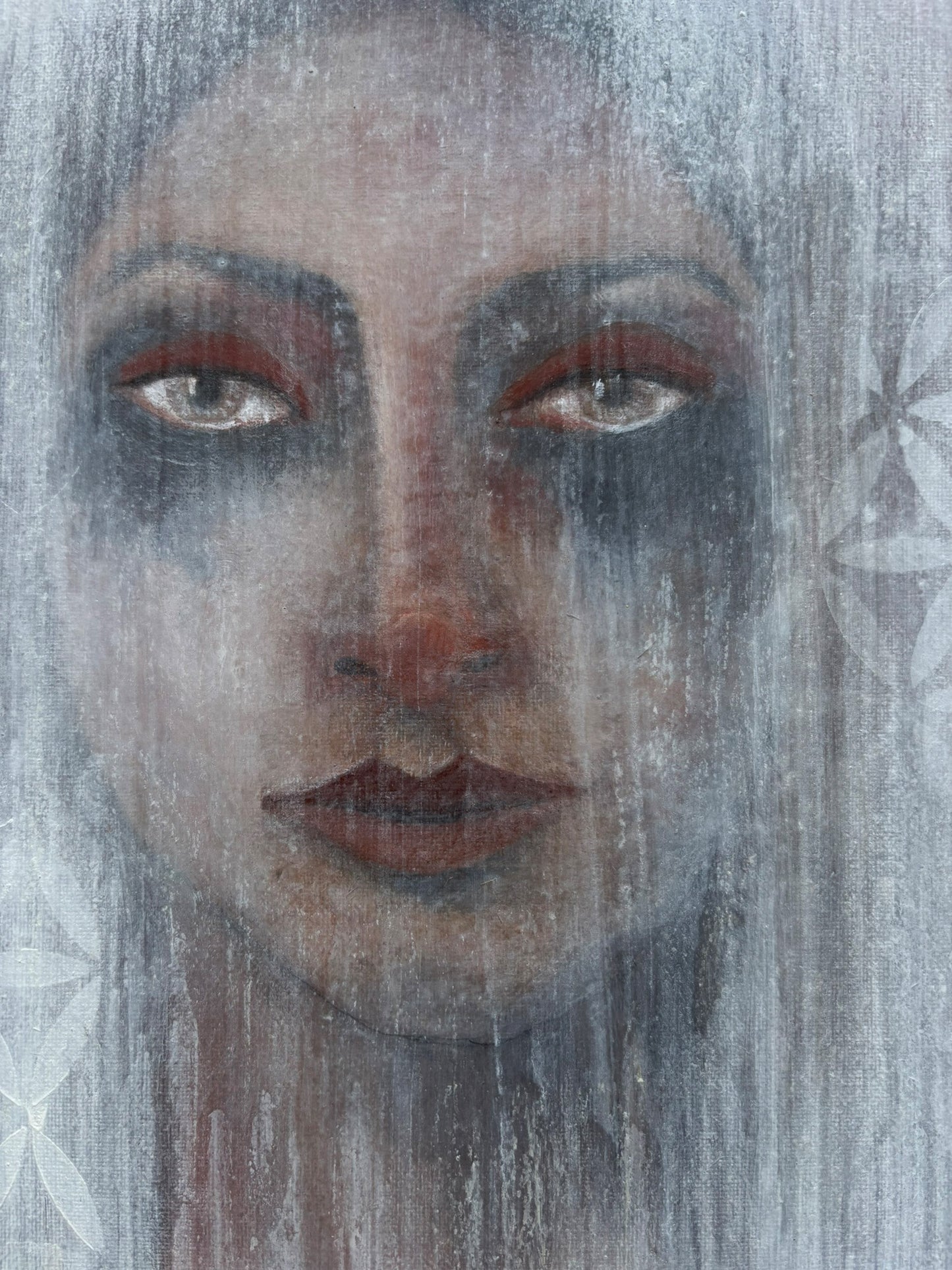 Abstraktes Frauenporträt mit auflösenden Konturen und ruhiger, emotionaler Wirkung