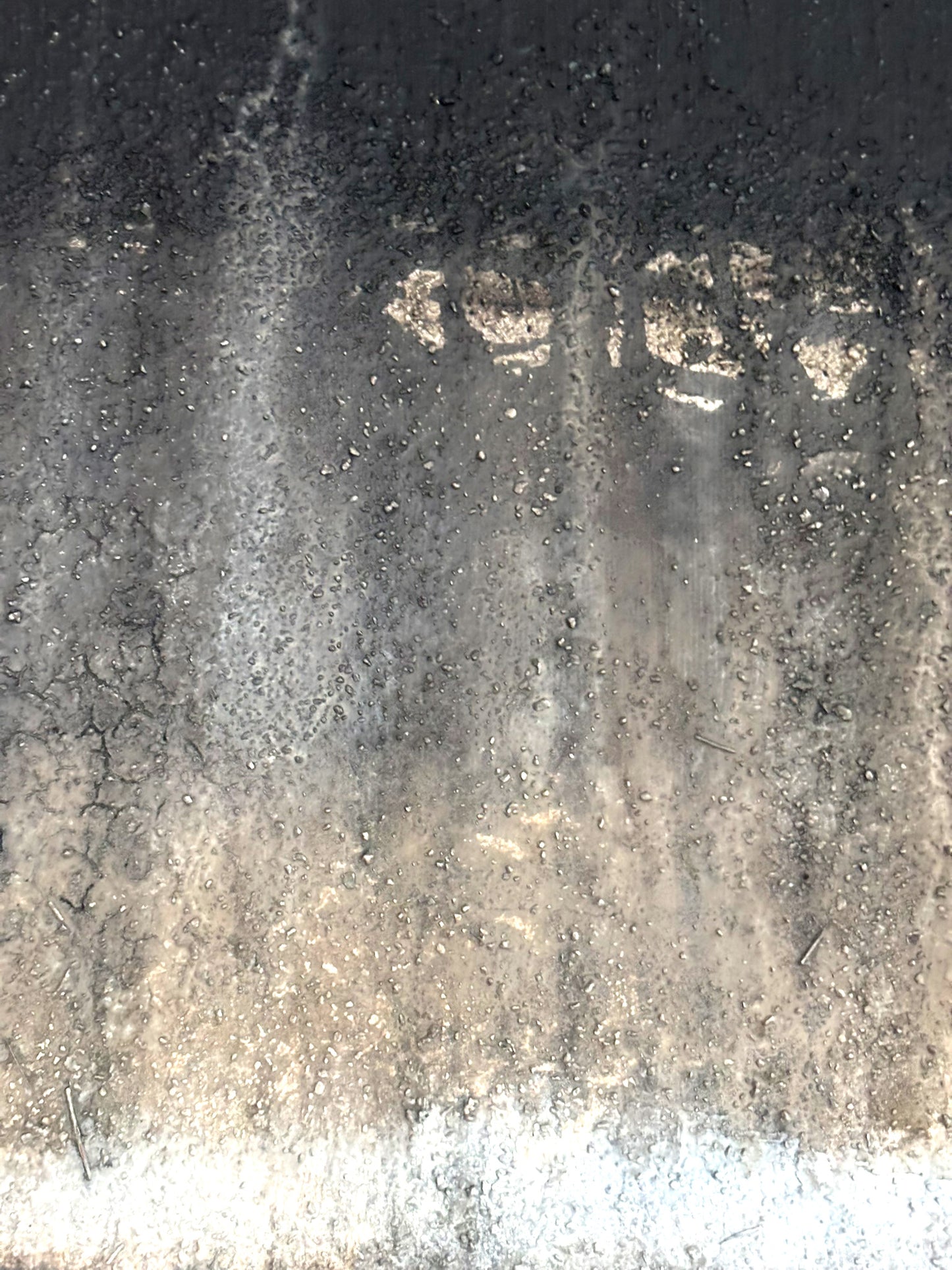  Haptische Oberfläche mit Erdpigmenten und Asche, Detailaufnahme 120×120 cm
